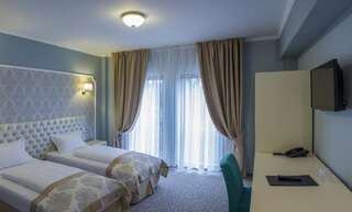 Отель Hotel Bulevard Хунедоара Улучшенный двухместный номер с 1 кроватью или 2 отдельными кроватями-2